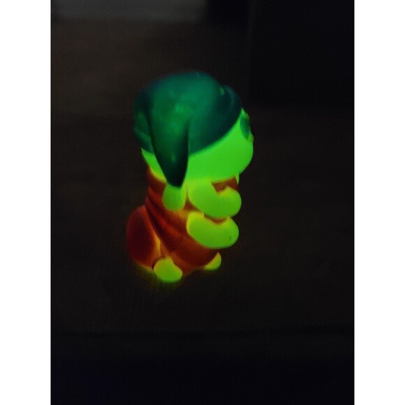 Vintage Playskool Glo Worm Friends SNUGBUG Hasbro Glow 1986 Finger Puppet - Picture 7 of 10